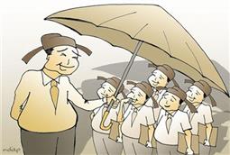Áp lực “hành quan” - khoảng tối dưới chân đèn